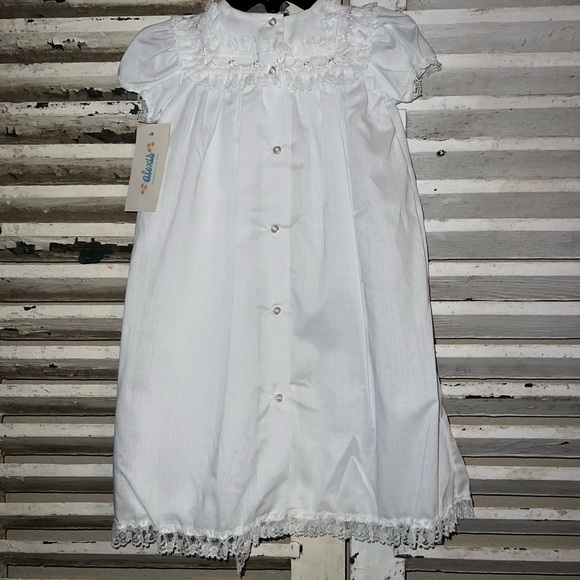 Alexis Vintage White Gown With Apron Front - Picture 4 of 10